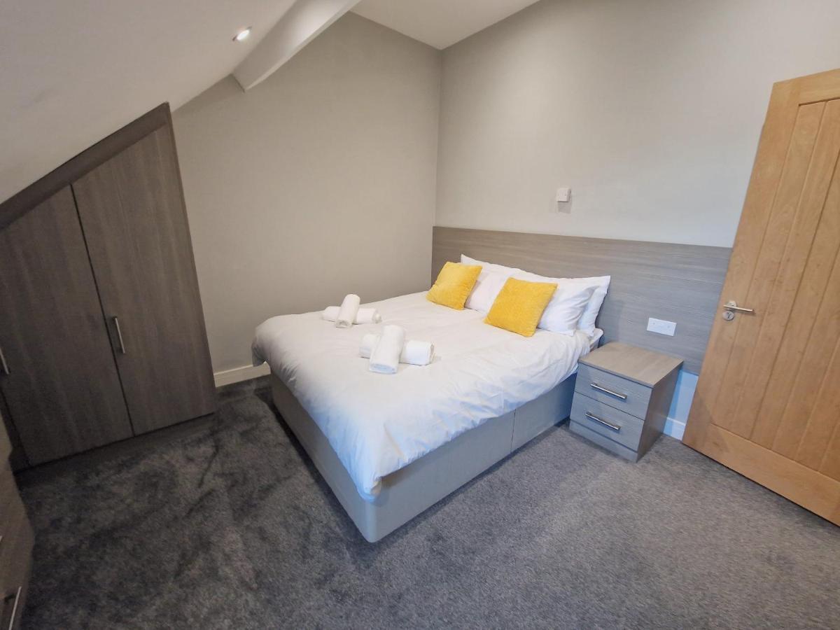 Central Reading Modern 3Br Flat - Walk To Station And High Street Екстер'єр фото