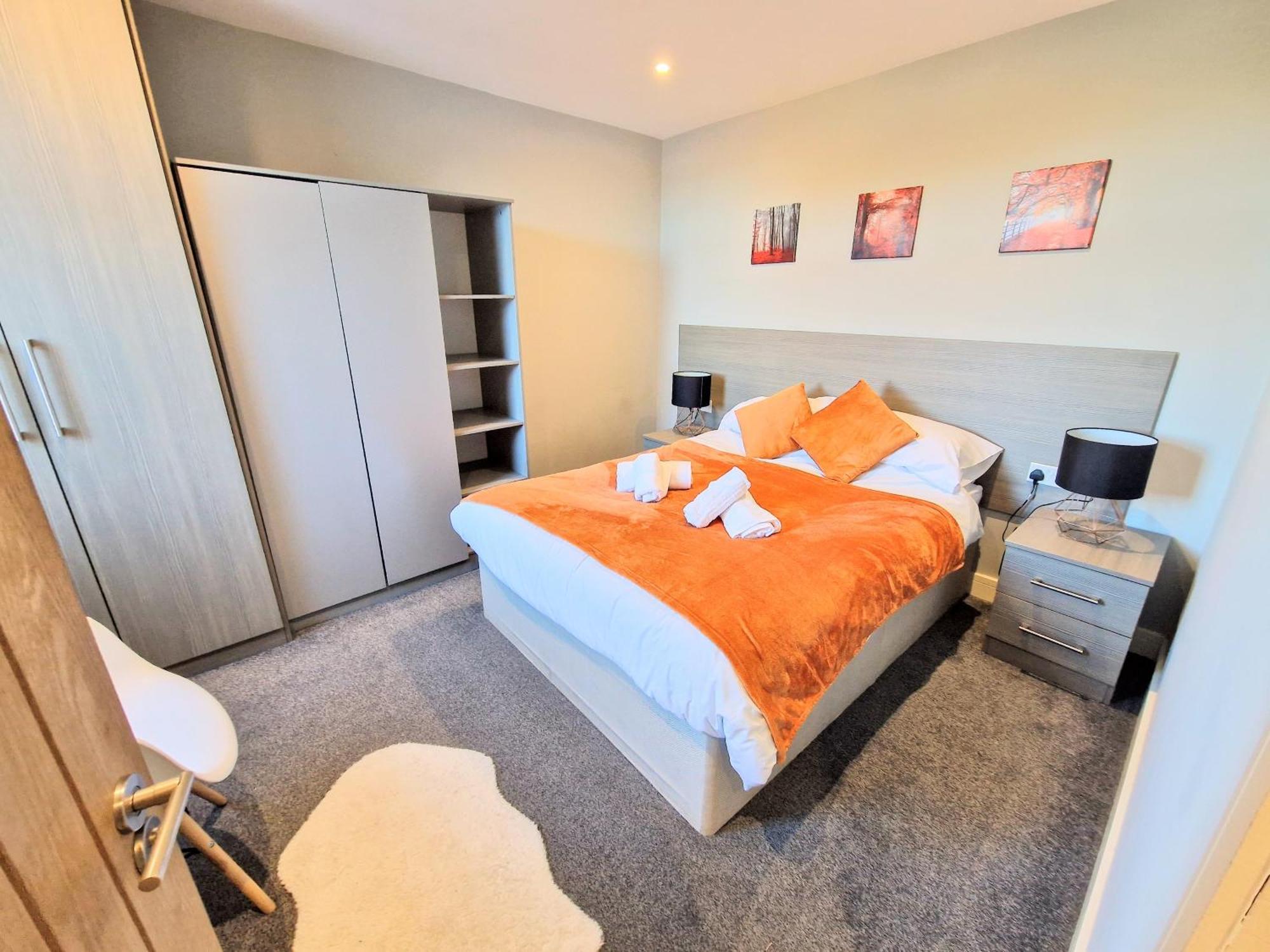 Central Reading Modern 3Br Flat - Walk To Station And High Street Екстер'єр фото